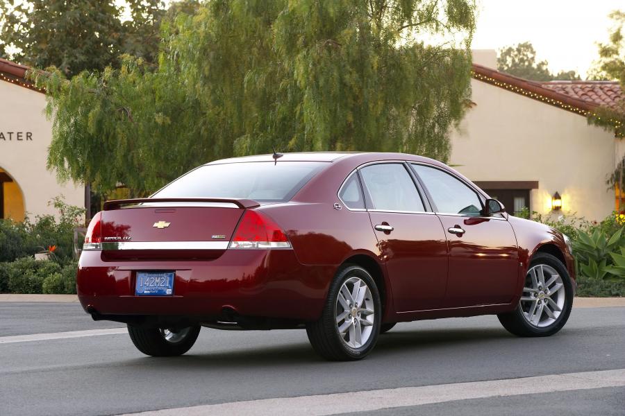  Chevrolet Impala 2006 года  (фото 20 из 91)